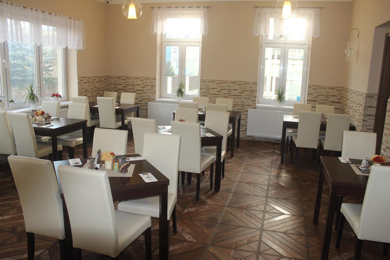 Penzion Vesely Zelezny Brod Bagian luar foto
