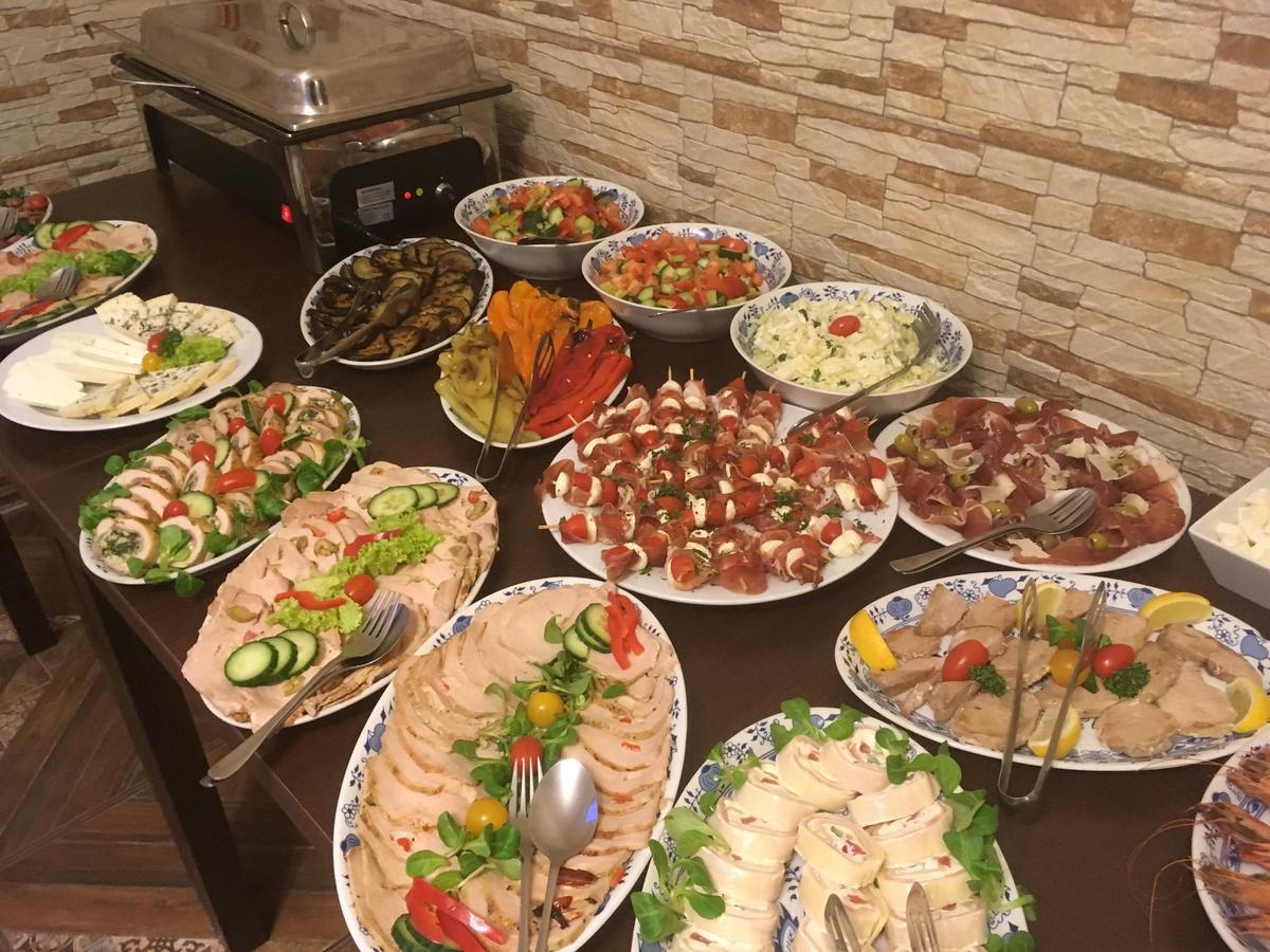Penzion Vesely Zelezny Brod Bagian luar foto